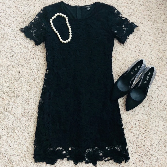 Jodi Kristopher Dresses & Skirts - Jodi Kristopher Lace Sheath Dress